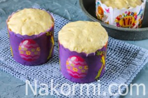 Кулич с орехами и изюмом Кулич с орехами и изюмом