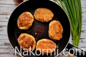 Котлеты из цветной капусты с сыром Котлеты из цветной капусты с сыром
